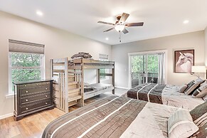 Sprawling Wisconsin Dells Home w/ Deck & Fire Pit