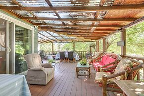 Auburn Cottage w/ Patios & Garden - 3 Mi to Town!