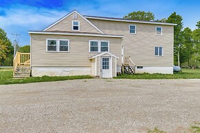 Spacious Oswego Home: 6 Mi to Fort Ontario!