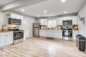 Spacious Oswego Home: 6 Mi to Fort Ontario!