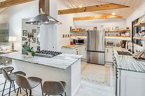 Hendersonville Vacation Rental w/ Private Hot Tub!