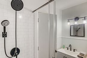 Hendersonville Vacation Rental w/ Private Hot Tub!