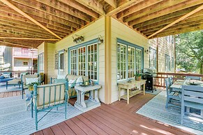 Mountain Time Cashiers Condo w/ Deck & Views!