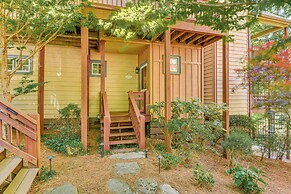 Mountain Time Cashiers Condo w/ Deck & Views!