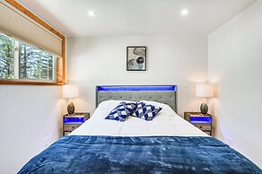 Peaceful Eureka Getaway - 1 Mi to Glen Lake!