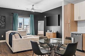 The Hollywood Suite The Gulch