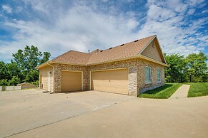 Junction City Home w/ Hot Tub - Near Milford Lake!