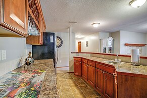 Junction City Home w/ Hot Tub - Near Milford Lake!