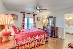 Luxe Home w/ Panoramic Greers Ferry Lake Views