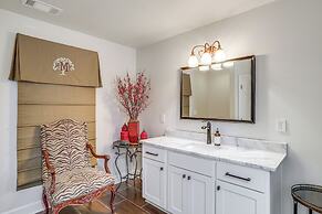Luxe Home w/ Panoramic Greers Ferry Lake Views
