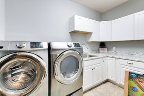 Family-friendly Abbeville Home w/ Fire Pit & Games