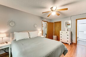 Cozy Franklin Retreat w/ Deck - 5 Mi to Downtown!