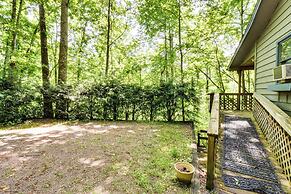 Cozy Franklin Retreat w/ Deck - 5 Mi to Downtown!
