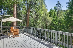 Sonora Hideaway w/ Lake Access & Furnished Deck