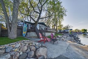 Dreamy Lake Poinsett Cabin w/ Deck, Dock & Views!