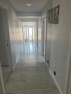 Airport Black Sea Hotel & Restaurant