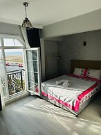 Airport Black Sea Hotel & Restaurant