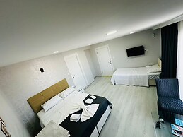 Airport Black Sea Hotel & Restaurant