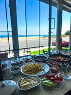 Airport Black Sea Hotel & Restaurant