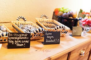 DAS SCHÖNE LEBEN Pop-Up Hotel