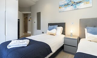 Superb Apartments opp Edgware Rd Station