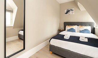 Superb Apartments opp Edgware Rd Station