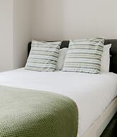 Superb Apartments opp Edgware Rd Station