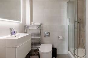 Superb Apartments opp Edgware Rd Station