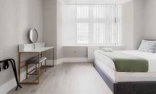 Superb Apartments opp Edgware Rd Station