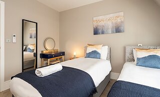 Superb Apartments opp Edgware Rd Station