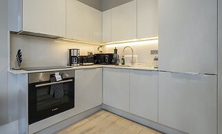 Superb Apartments opp Edgware Rd Station
