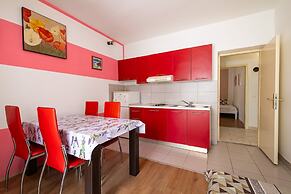 Say Close to Center and Beach 6 Kl