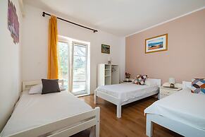 Say Close to Center and Beach 6 Kl