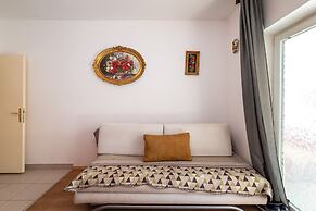 Say Close to Center and Beach 6 Kl