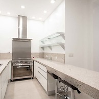 Purple Rain Elegant 2 Bedroom in Recoleta