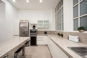 Purple Rain Elegant 2 Bedroom in Recoleta