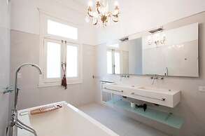 Purple Rain Elegant 2 Bedroom in Recoleta