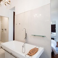 Purple Rain Elegant 2 Bedroom in Recoleta