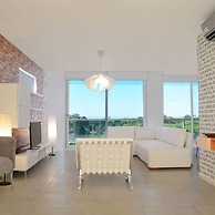 Green Bliss Spacious Studio in Nu ez