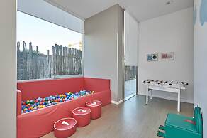 Torre Montagna I Stylish 1BR With Balcony in Nu ez