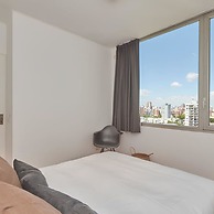 Torre Montagna I Stylish 1BR With Balcony in Nu ez