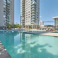 Torre Montagna I Stylish 1BR With Balcony in Nu ez