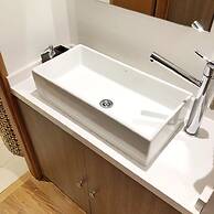 The Reed Modern 1 Bedroom With Patio in Recoleta