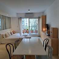 Bollini Terrace 2BR With Balcony in Recoleta