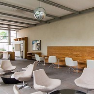 Vila Nova Amazing 1-bedroom in Vila Nova Concei o