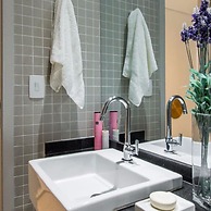 Vila Nova Amazing 1-bedroom in Vila Nova Concei o