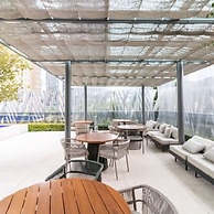 Pinheiros Silver I Modern Studio in Faria Lima