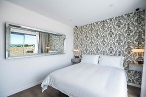 The Orange House Boutique Hotel