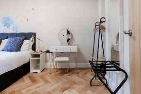 Bright One Bedroom Flats