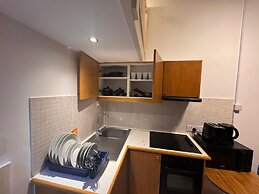 Modern studios Close to Hyde Park